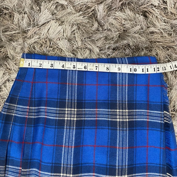 Highland Home Industries blue plaid pleated 100% wool wrap  skirt. Size 10. Used - Picture 4 of 7